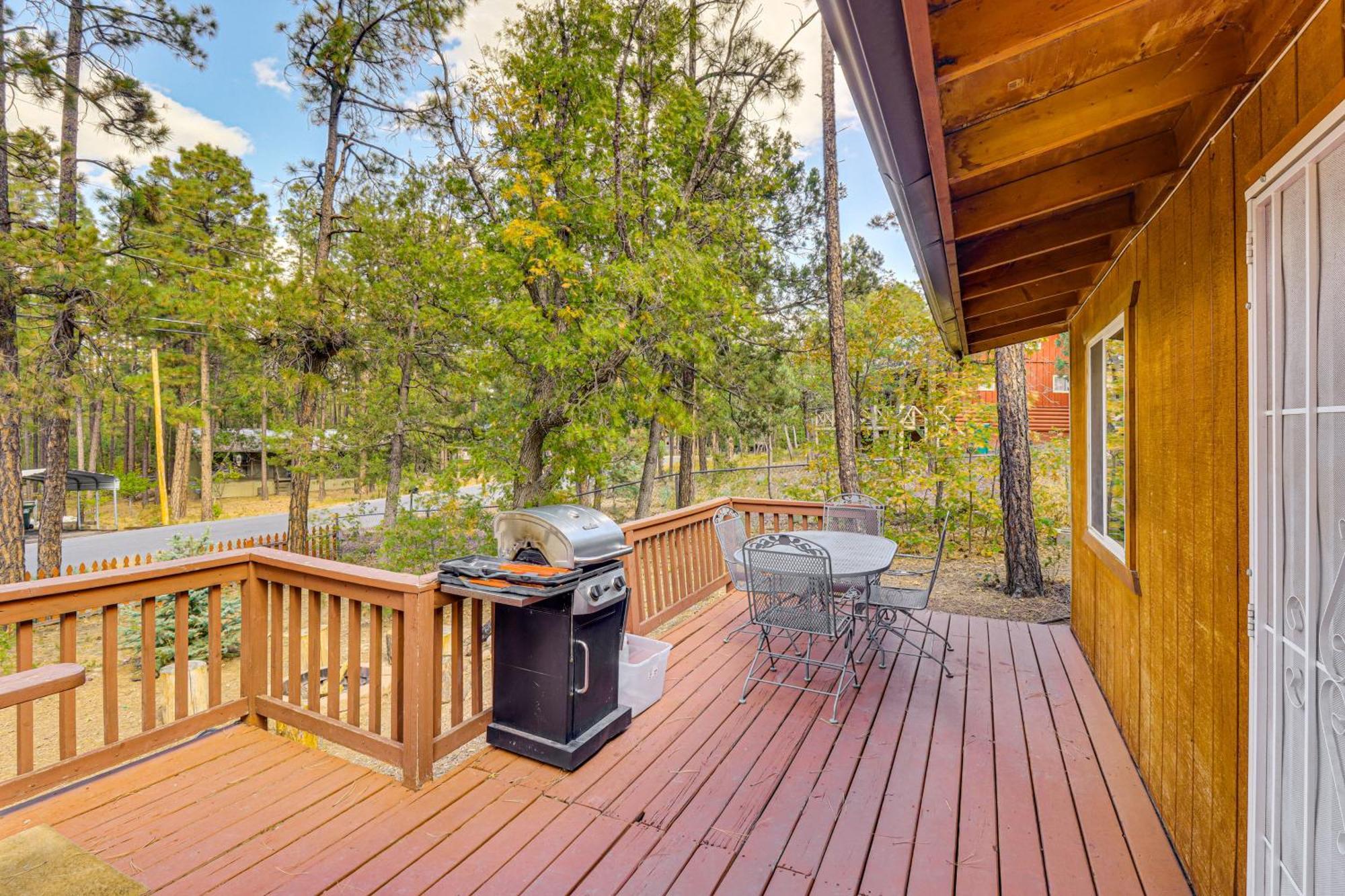 Cozy Lakeside Escape With Deck 4 Mi To Rainbow Lake Pinetop-Lakeside Exterior photo